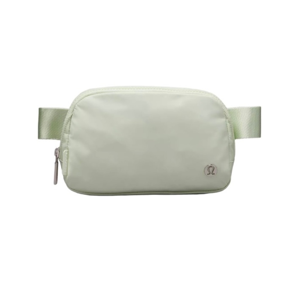 Lululemon Everywhere Belt Bag 1L Kohlrabi Green/White. NWT